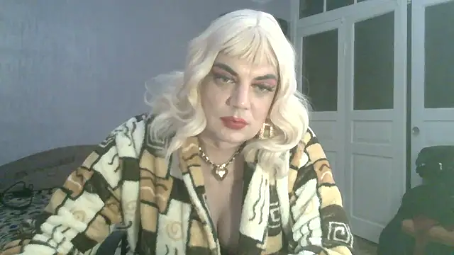 NiraFrost online show from January 11, 5:18 pm