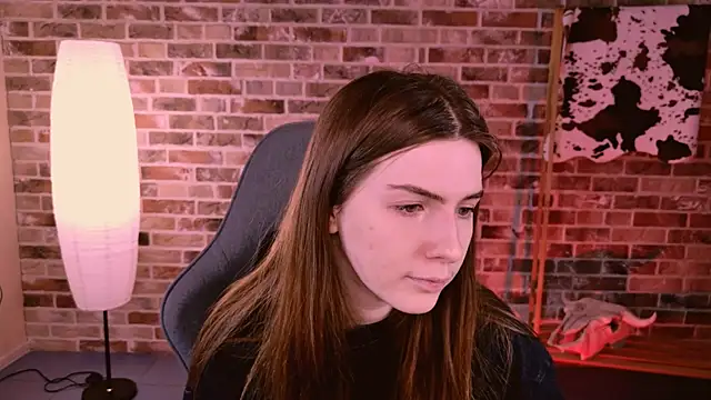 AliceCUNTach online show from November 6, 5:13 am