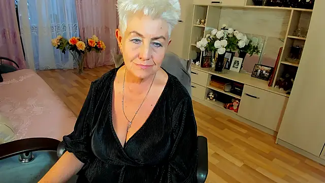 HotandMature online show from February 16, 2:39 pm