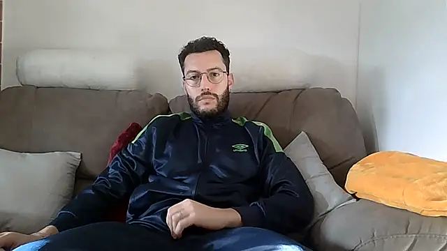 Amicisegreti online show from January 14, 3:06 pm