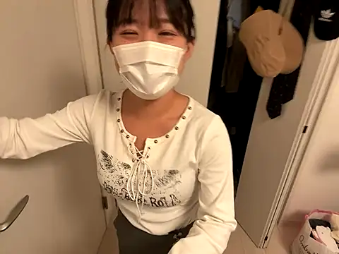 hikiwarinatto xoxo online show from December 16, 8:42 am