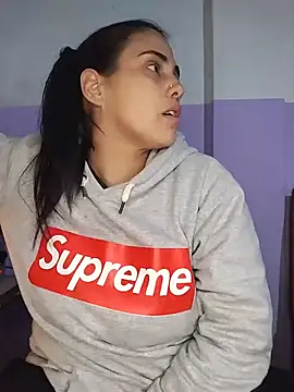 kariciasecreta online show from July 3, 2:50 am
