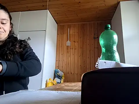 YoungLiisaxx online show from September 22, 1:53 pm