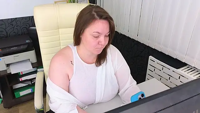  feel me  online show from May 26, 2:55 am