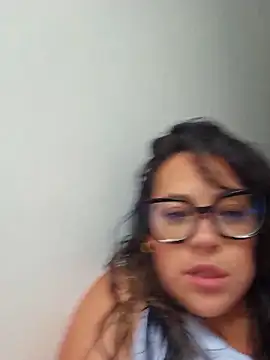 Nicoleefaith  online show from April 5, 7:35 pm