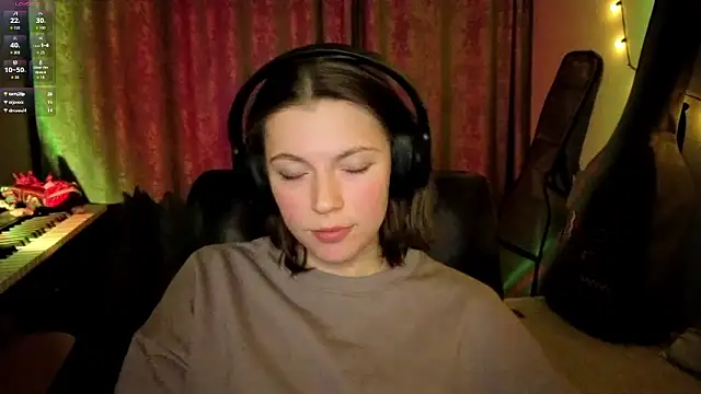 CutieAnny online show from March 22, 9:21 pm