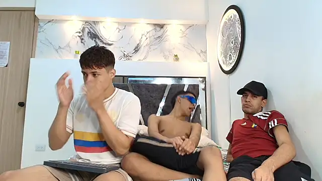 GRETTY BOYS online show from October 20, 7:33 am