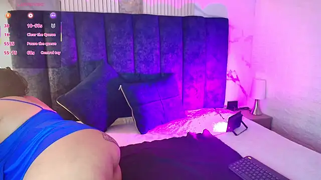 yunkeyc online show from December 18, 9:08 pm