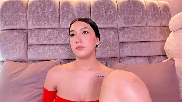 chloeriveraa online show from September 25, 10:18 pm