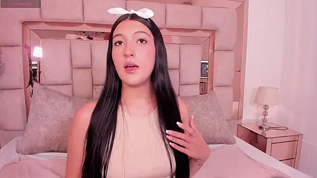 chloeriveraa online show from October 9, 10:36 pm