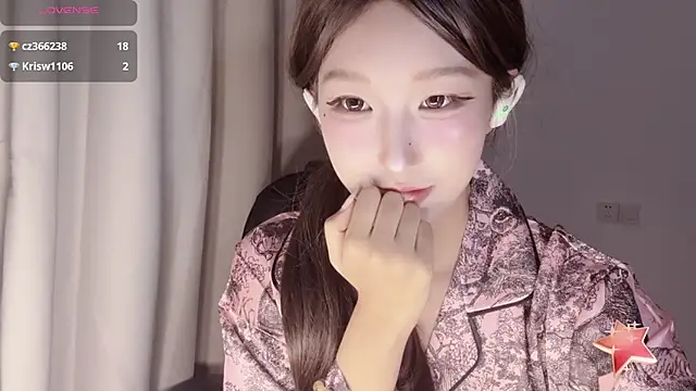 Winnie666- online show from September 29, 4:34 pm