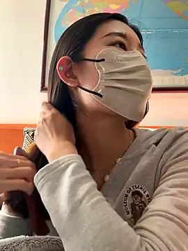 Lulu125216 online show from November 25, 4:36 am