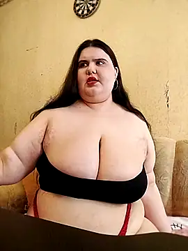 Vllada Brattz online show from April 3, 11:30 am