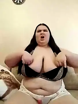 Vllada Brattz online show from October 12, 8:39 am