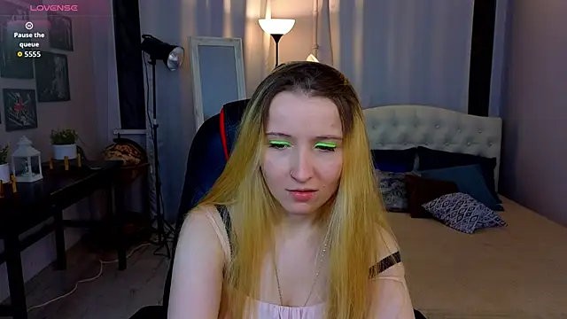 Milana Key online show from October 17, 9:18 pm