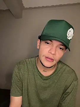  Chloe Smith online show from January 13, 5:50 pm