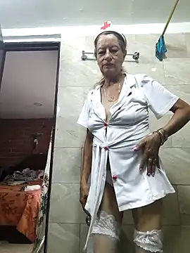 MaryLunne online show from October 9, 7:18 pm