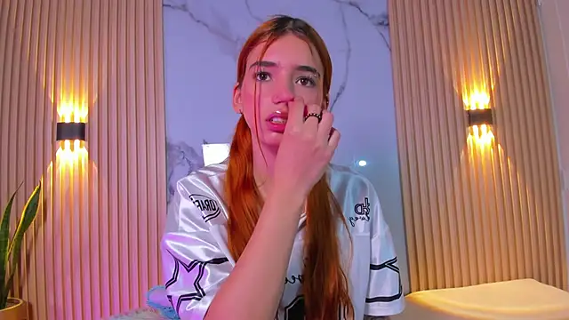 Alana 333 online show from November 24, 3:47 pm