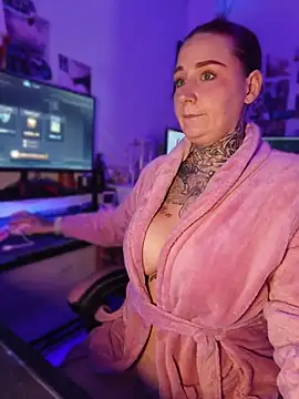 blazed vixen online show from April 18, 11:59 pm