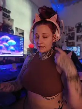 blazed vixen online show from April 8, 6:10 pm