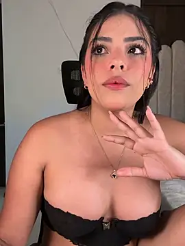 Sara-Evans online show from March 20, 3:55 am