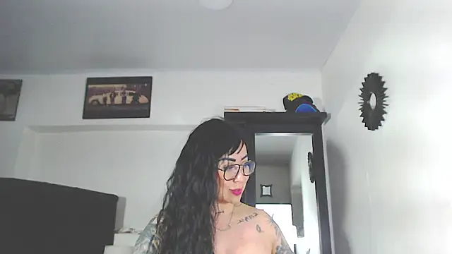 Vicky hotmilf online show from September 26, 4:15 pm