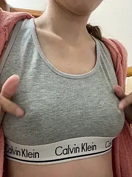 SophieDesire online show from September 27, 10:28 pm