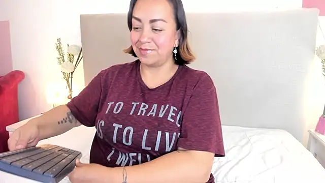 Angel Velvet online show from February 25, 5:00 pm