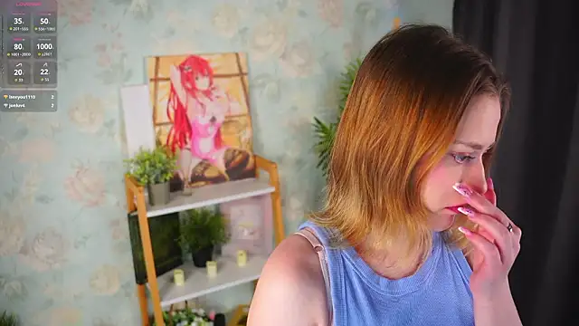 HollieCollelo online show from March 15, 3:08 am