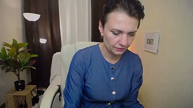 AvaSaturnian online show from September 12, 12:12 pm