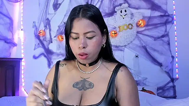 Michluxe 69 online show from October 15, 12:35 am