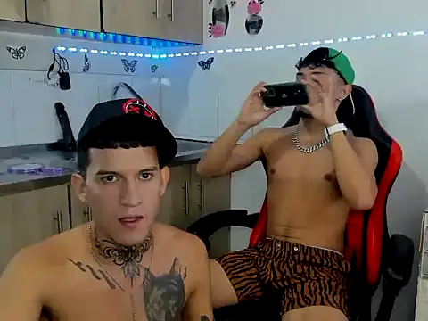 dilan abraham12 online show from October 14, 6:16 am