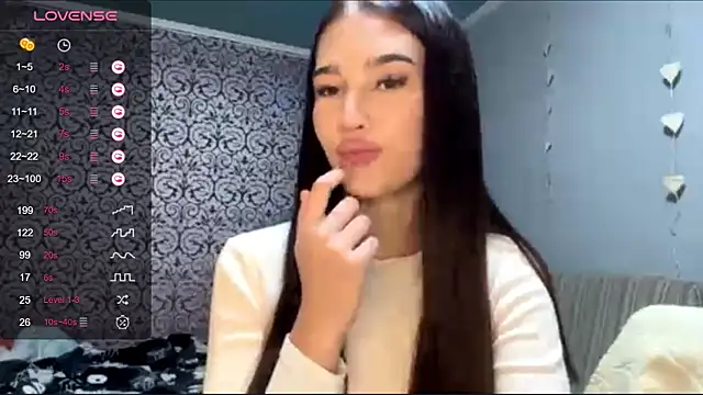 AuraJefcoat online show from October 21, 3:05 pm