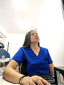 Madisson-04  online show from September 30, 7:52 pm