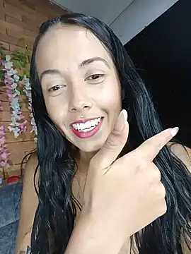 MiaForever1 online show from May 15, 10:45 pm