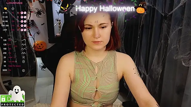 Roxy foxi online show from October 31, 1:18 am