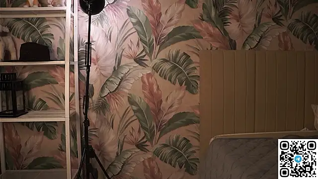 MarlinVarian online show from February 19, 7:46 pm