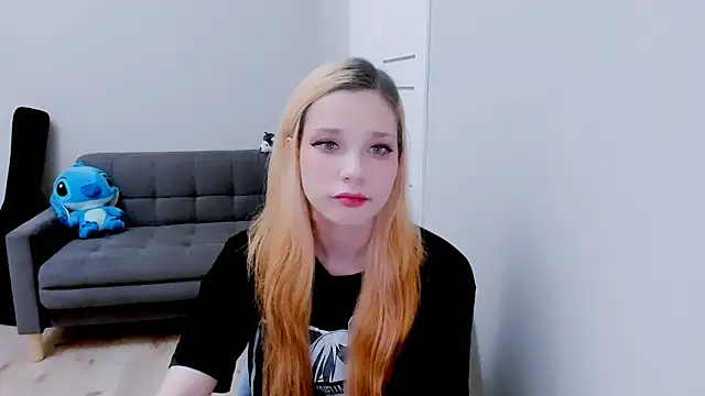 Kitten Alissa online show from September 12, 7:10 pm