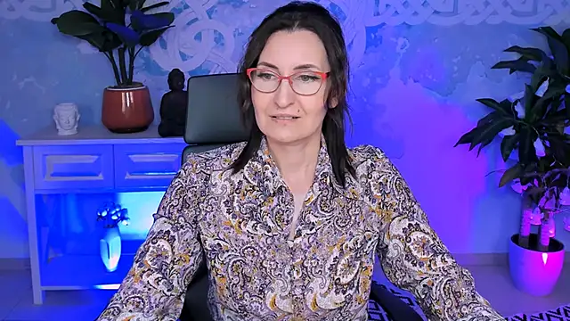 UnaTerra online show from October 31, 9:13 am