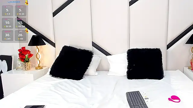 XimenaCosta online show from March 21, 12:21 pm