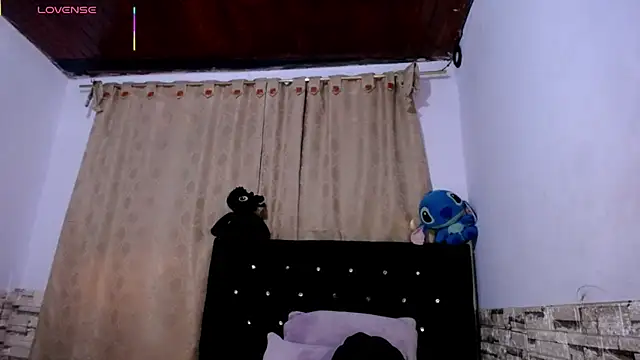 DaraKat18 online show from February 7, 10:13 pm