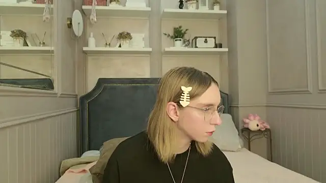 Beverly Gomes online show from September 16, 7:05 am