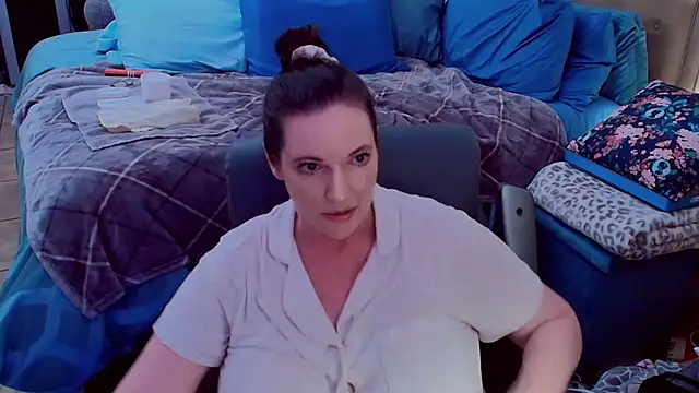 ninajaymes online show from June 8, 1:28 am