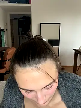 SophiiaStarr online show from September 12, 2:35 pm