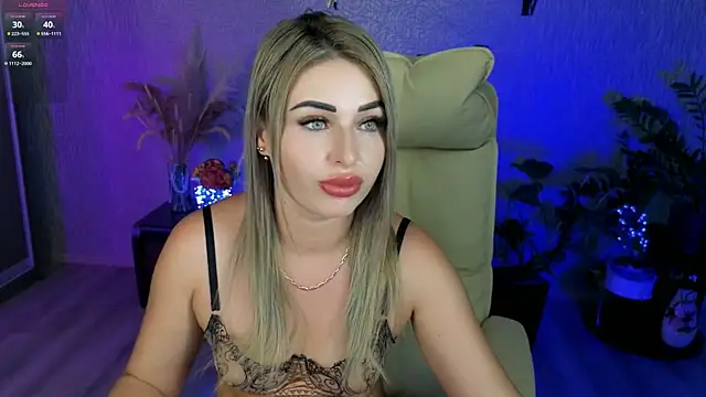 NikkiiStill online show from July 5, 3:02 am