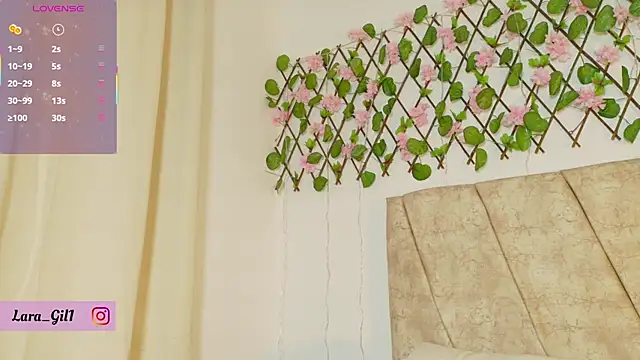 LaraGiil online show from September 17, 1:20 pm