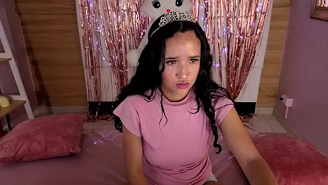 bella vibess s online show from April 10, 12:44 pm