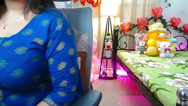 WildDimpi 0 online show from February 13, 5:20 am