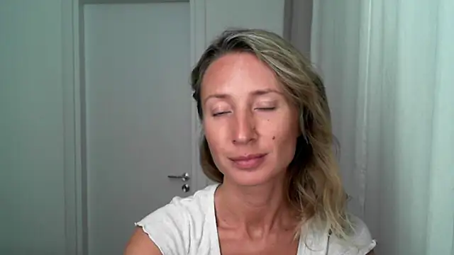 Paevoa online show from November 15, 3:24 pm