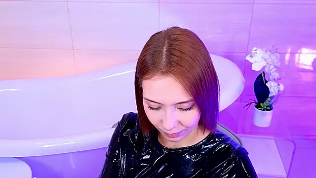 LumMina online show from November 9, 10:11 am